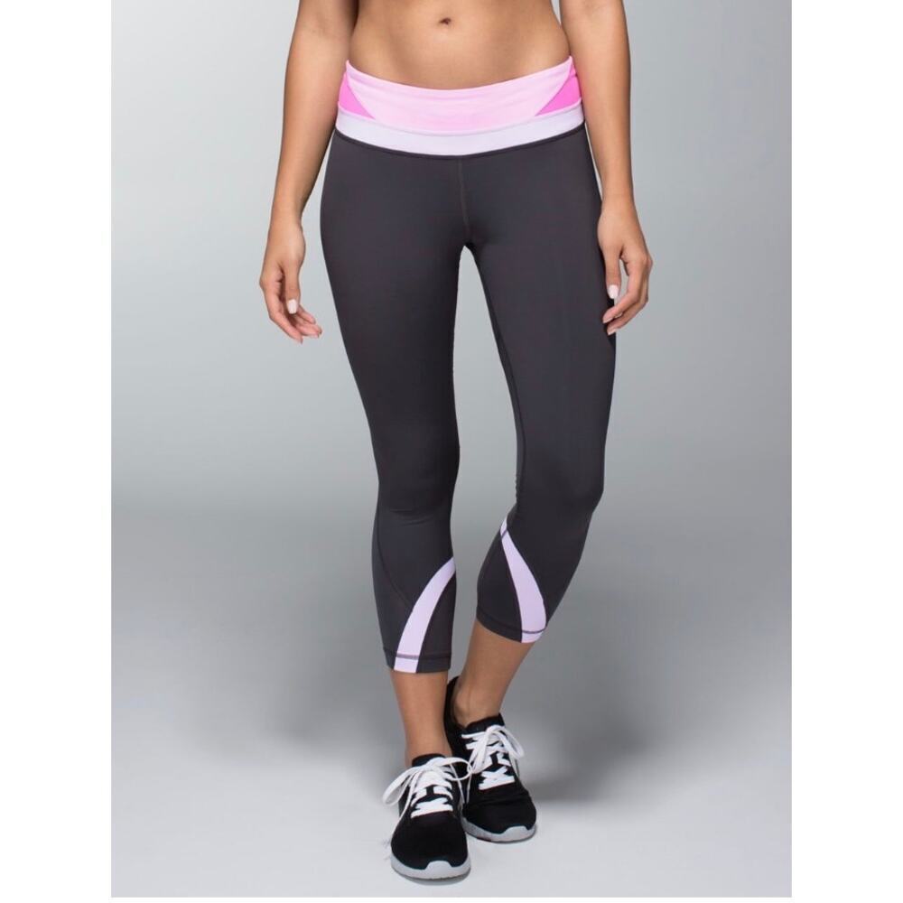 Lululemon Run Inspire Crop II Leggings Women's Size 8 Pretty Purple